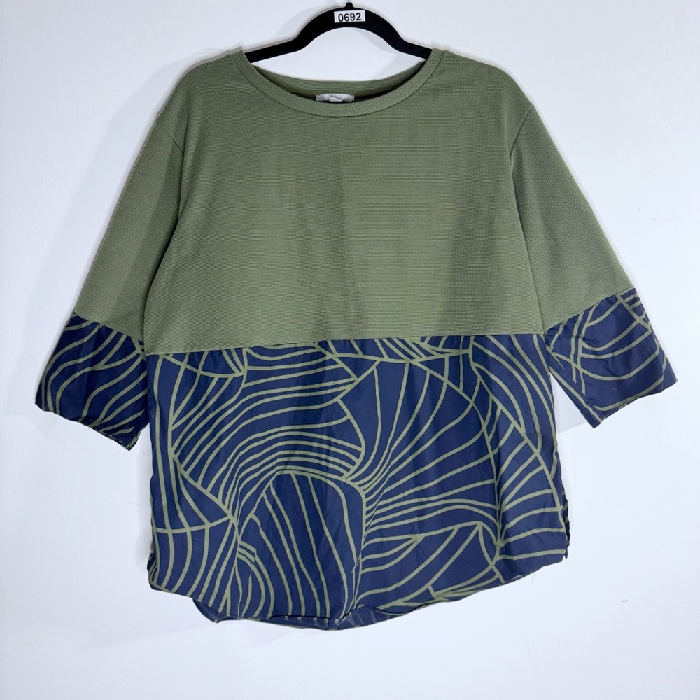 COS Oversized Boxy Top Olive Navy Mixed Media Abstract Minimalist M